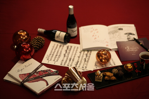 [인터컨티넨탈]_크리스마스_아트_라운지~
