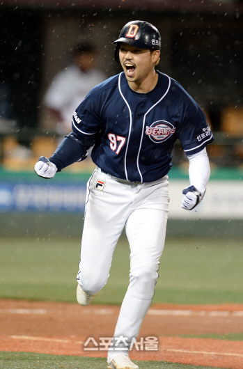 [SS포토] 오재원 '다시 기회를 만들었어'