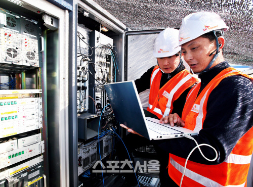 140214_SK텔레콤,_광대역_LTE-A_전국망_구축_박차_1