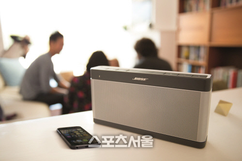 Bose_사운드링크_블루투스_스피커_III_1