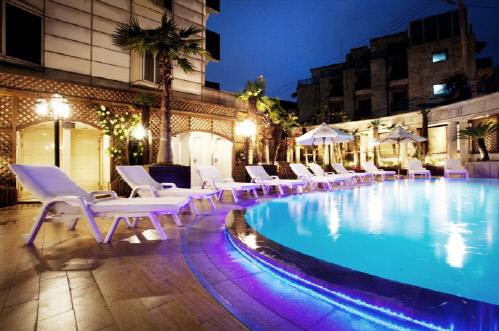 [임피리얼_팰리스_서울_호텔]_야외_수영장