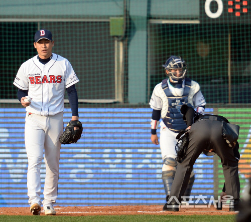 [SS포토] 실점 홍상삼 '준플의 악몽이...'