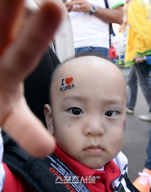 [SS포토]'나도 응원해요! I LOVE KOREA!'