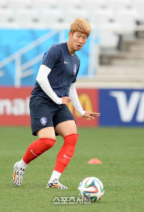 [SS포토]손흥민, '패스를 받아주세요!'