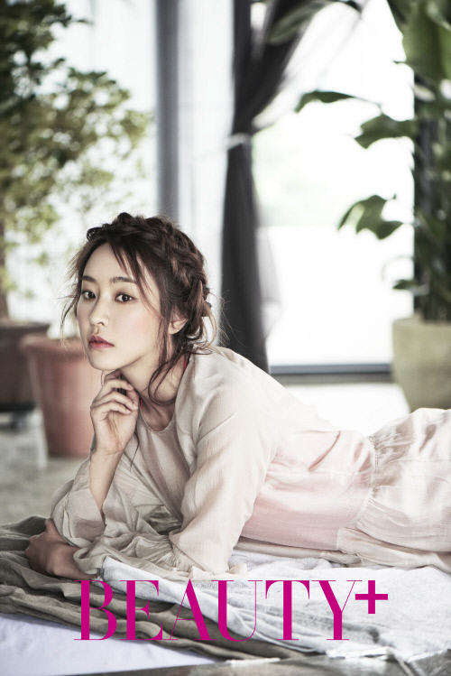뷰티쁠_7월호_배우_정유미_2