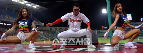 [SS포토]인천에도 '문학여신' 한 명쯤은...