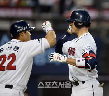 [SS포토] 칸투 '나도 첫타석 홈런'