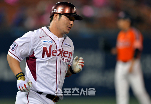 [SS포토]32호 홈런 박병호