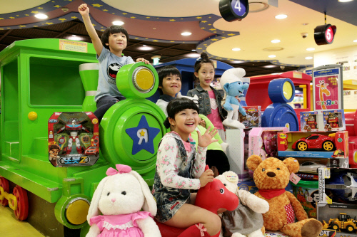 토이저러스 이미지 1