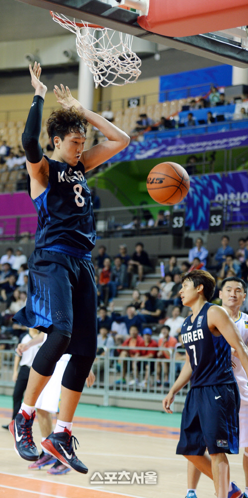 [SS포토] AG 농구 이종현...상쾌, 통쾌한 덩크슛 작렬!!!