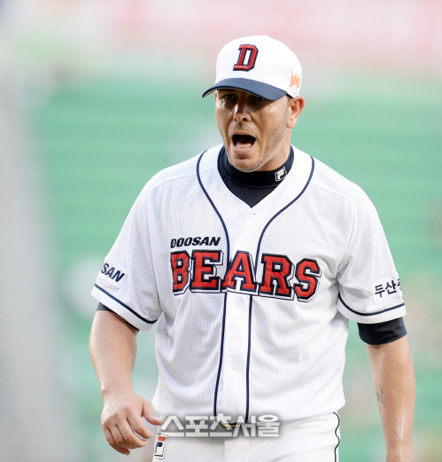 [SS포토] 마야 '홈런만 아니였어도'