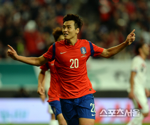 [SS포토] '한국 코스타리카' 이동국 동점골...골키퍼 나바스 뚫었다