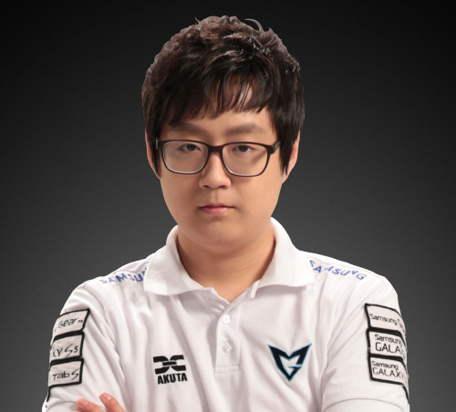 삼성 화이트 MATA 조세형