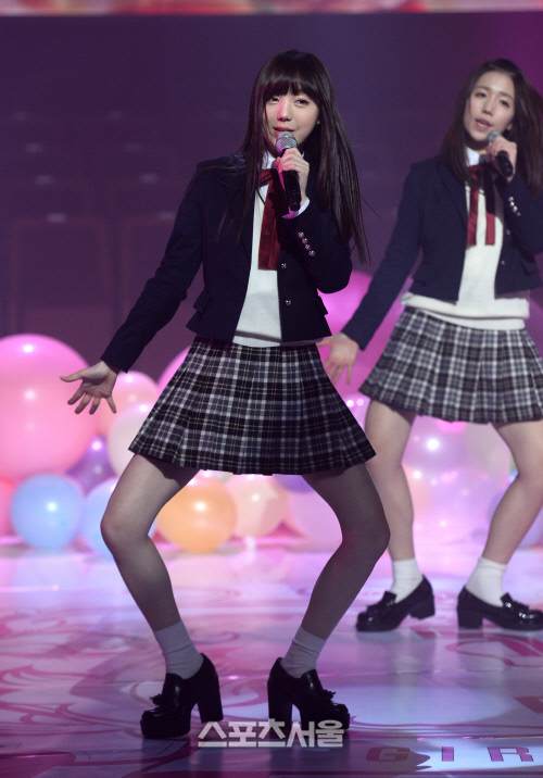 [SS포토]걸그룹 러블리즈, 타이틀 곡 부르는 케이(Kei)