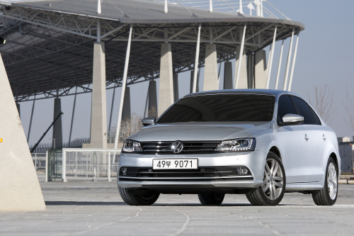 사본 -사본 -[폭스바겐] 신형 제타_외관 (2)