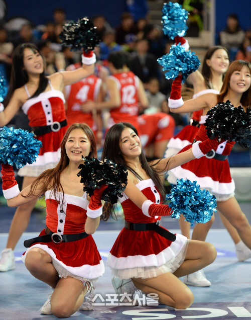 [SS포토] 산타 김연정, 루돌프도 반할 미모