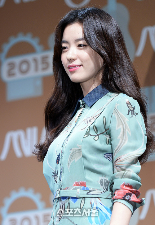 [SS포토]한효주 '뭇 남성 사로잡는 청순미'  (쎄시봉)