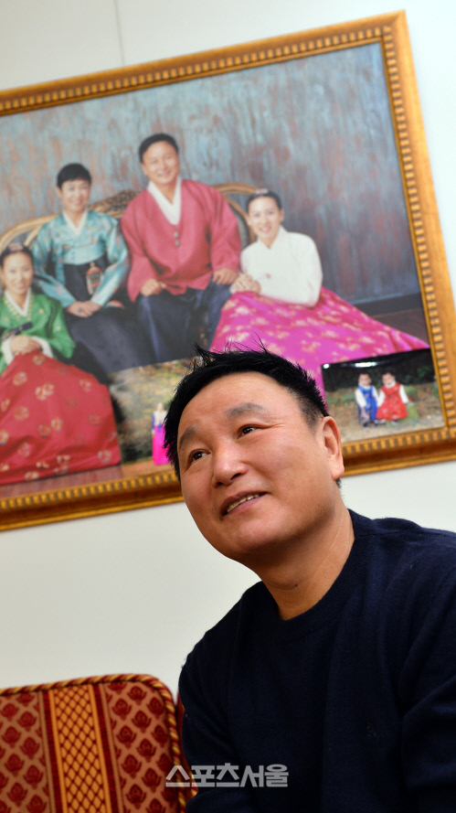 [SS포토]데스크가 만난 사람 허정무 감독