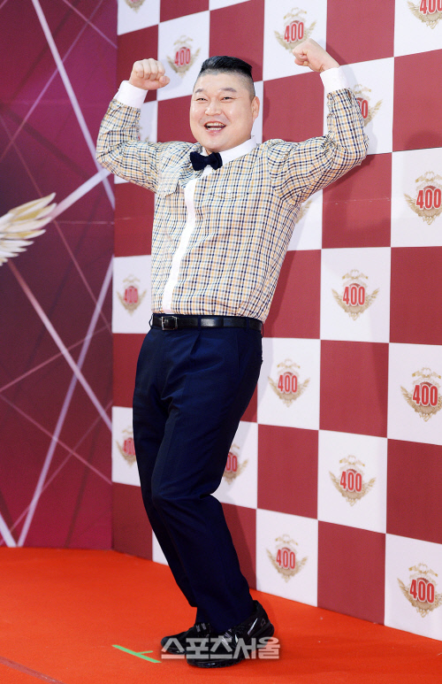 [SS포토]강호동 '현역 천하장사도 울고 갈 장대한 기골'(스타킹)