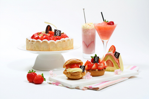 Grand_Hyatt_Incheon_Strawberry_extravaganza