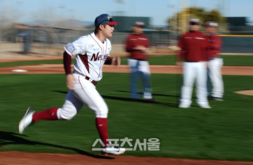 [SS포토] 넥센 전훈 윤석민, 제대로 준비한다!