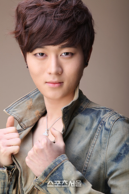 윤지훈_프로필(1)