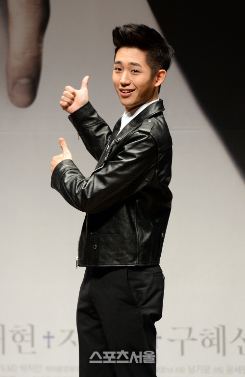 [SS포토]드라마 '블러드'의 정해인, '나도 선배님처럼!'