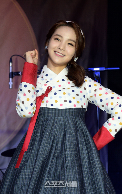 [SS포토]'국악소녀' 송소희, '첫 앨범 냈어요!'