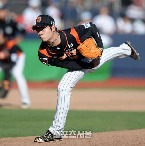 [SS포토] 롯데 이성민 'kt전 다 이겼어'