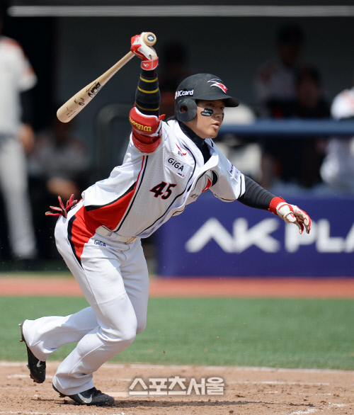 [SS포토]  kt 하준호