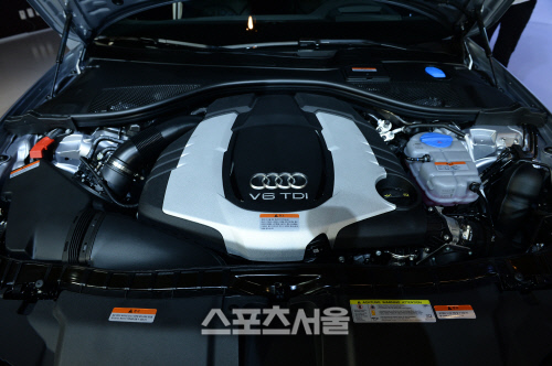 a6 엔진룸