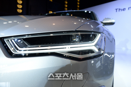 a6 헤드램프
