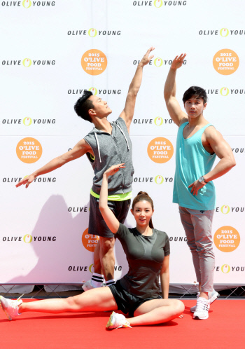 올리브영, 몸매 종결자 유승옥과 함께한 바디 클래스 성료 (2)