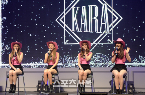 [SS포토]'8년차 걸그룹 카라 컴백 인사드립니다!'