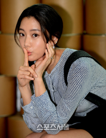 [SS포토] '워킹걸' 클라라, 섹시에 코미디를 더했다