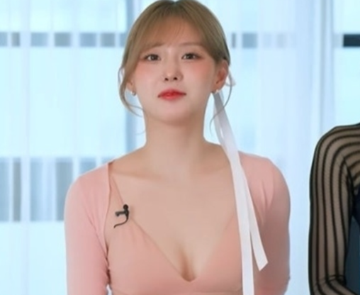 케플러 김채연, 노출 발레복에...