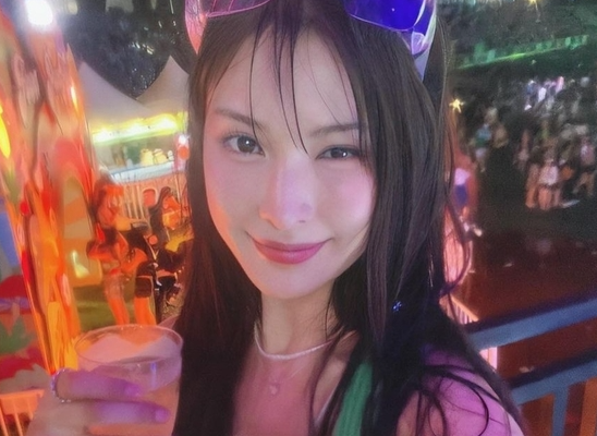 워터밤서 이 정도는 입어줘야지... 박규리, 숨길 수 없는 명품 몸매 