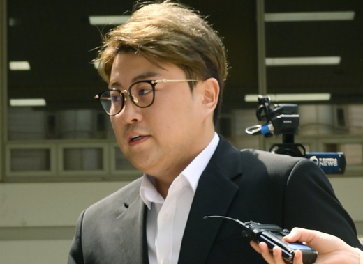 김호중, 호화 변호인단 다 떠나고 1명 남았다...어떤 입장 밝힐까