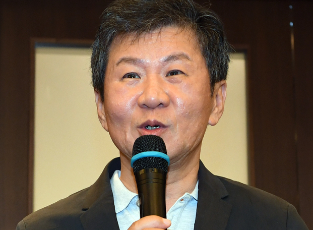 상갓집서 연신 사과 정몽규 회장, 상처받은 팬은 어디 있나요