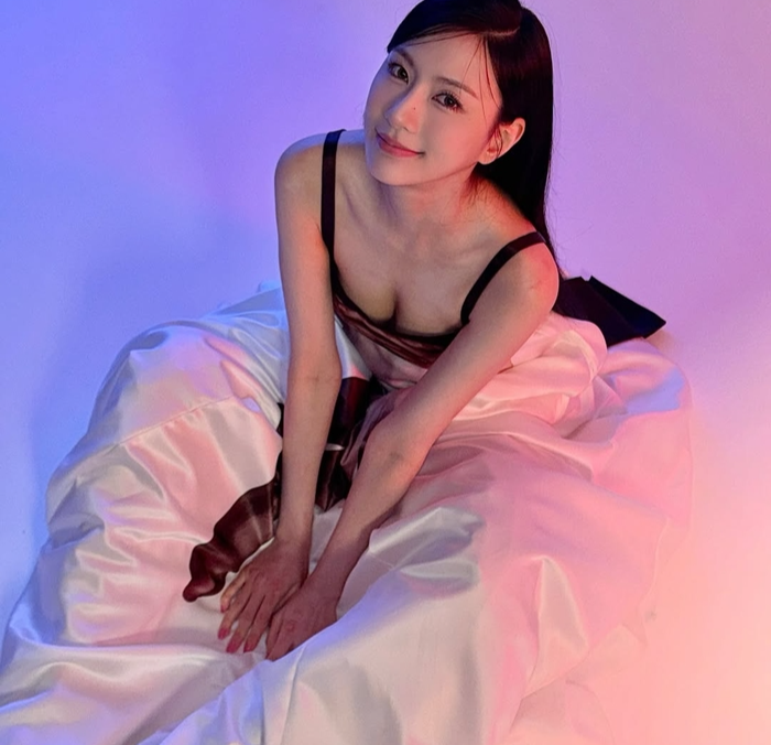 오하영, 축덕 여신의 시선 집중 볼륨감