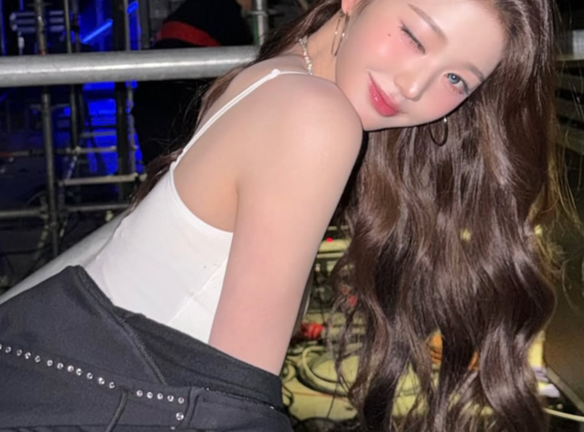 장원영, 섹시한 DJ로 변신한 여신 "미쳤다"