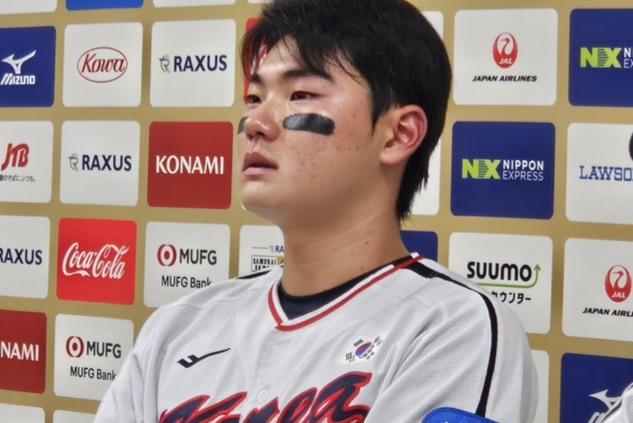 "할아버지 잘 보내드리고 싶었다" 김주원, 극적 홈런 후 '뜨거운 눈물'...하늘에서 흐뭇하게 보셨기를 