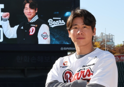 2026시즌 FA 1호 계약 나왔다...두산, 박찬호와 4년 최대 80억원 계약
