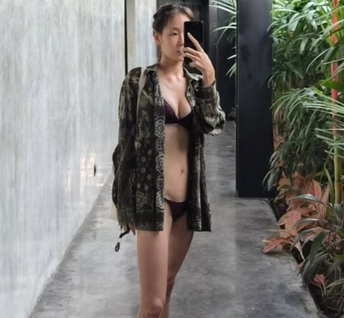 '168cm·49kg' 소유, S라인 발리 휴가샷 공개