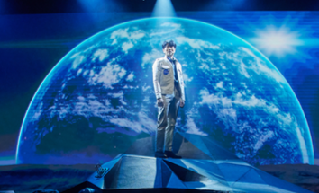 뮤지컬 '비하인드 더 문', 희생으로 완성한 역사...진정한 영웅은 누구인가?