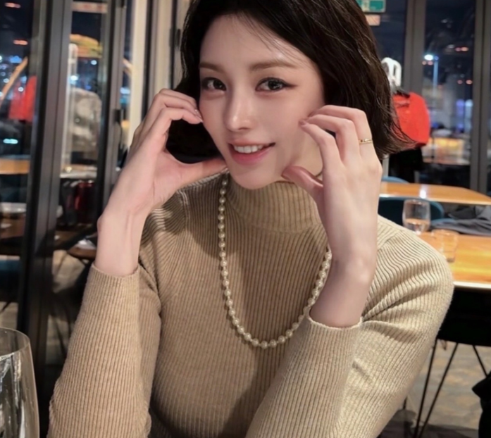 '음주운전 논란' 리지, 크리스마스 근황 공개... 달라진 비주얼 눈길