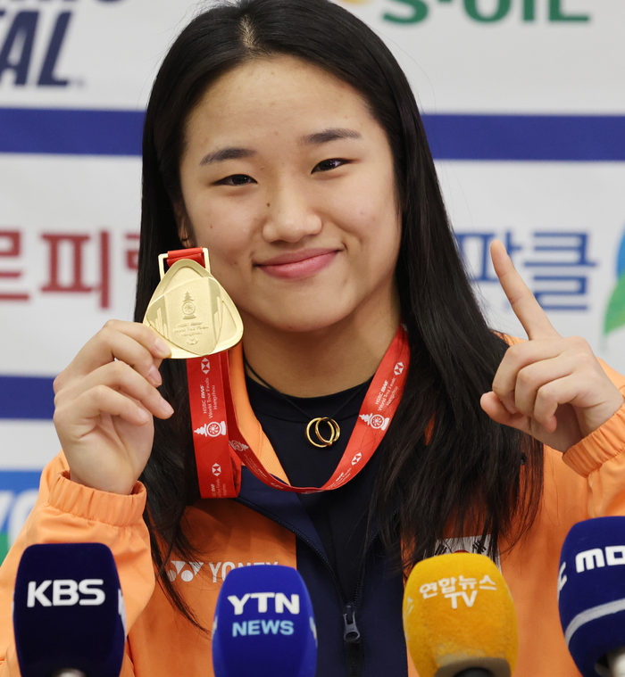 '원톱' 안세영, 73승4패 승률 94.8%...숫자가 증명한 최강자, 이제는 전설을 향한 큰걸음