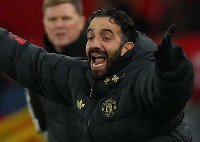 결국 '충격'의 경질 엔딩...맨유, 아모림 감독과 14개월 만에 전격 '결별'→플래처 대행 체제