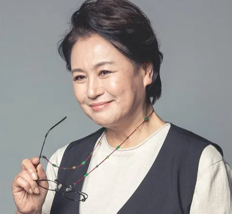 '희귀병 투병' 박원숙, 분장실서 쓰러졌다..."체력 급격히 떨어져"