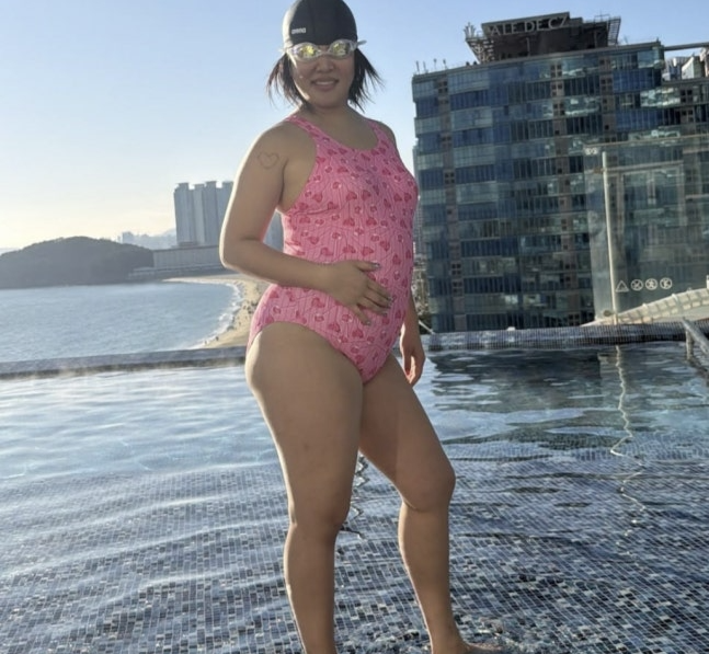'73kg' 랄랄, '충격적 수영복' 몸매에 해명 "둘째 임신 아닙니다"